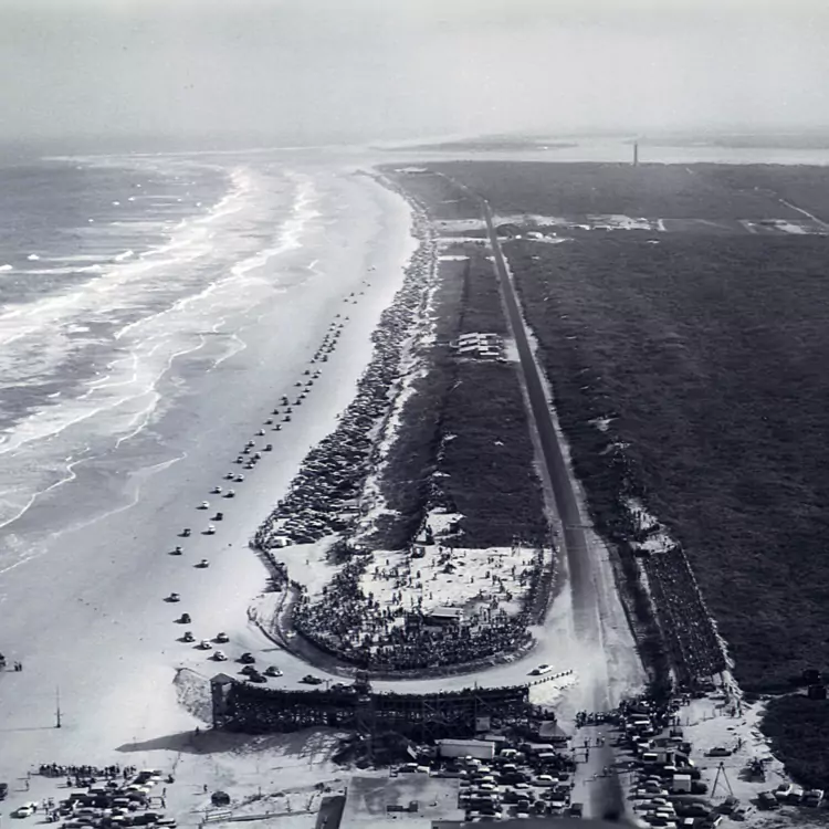 07image 03 2 daytona beach 1955 750x750 1