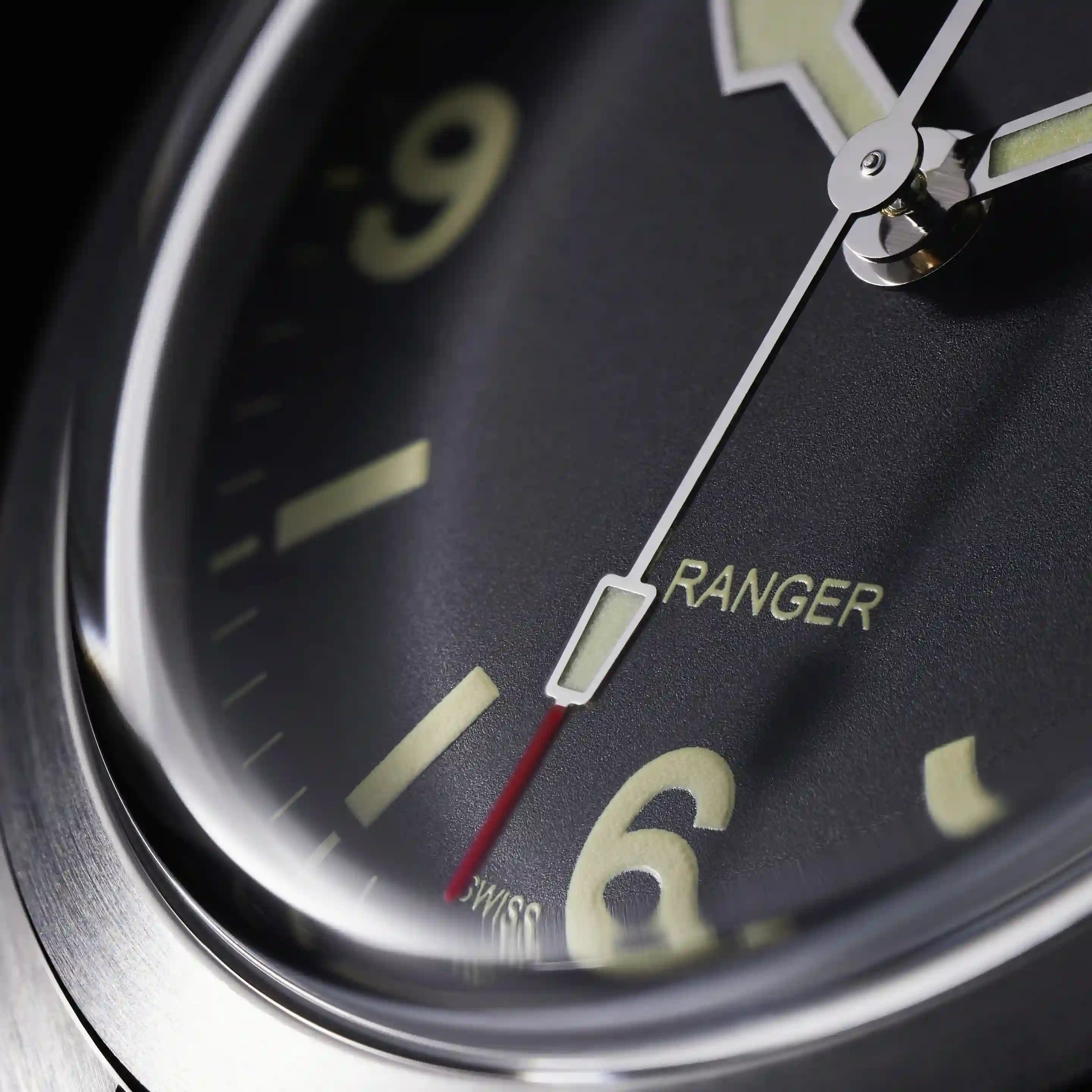 Tudor Ranger Hands