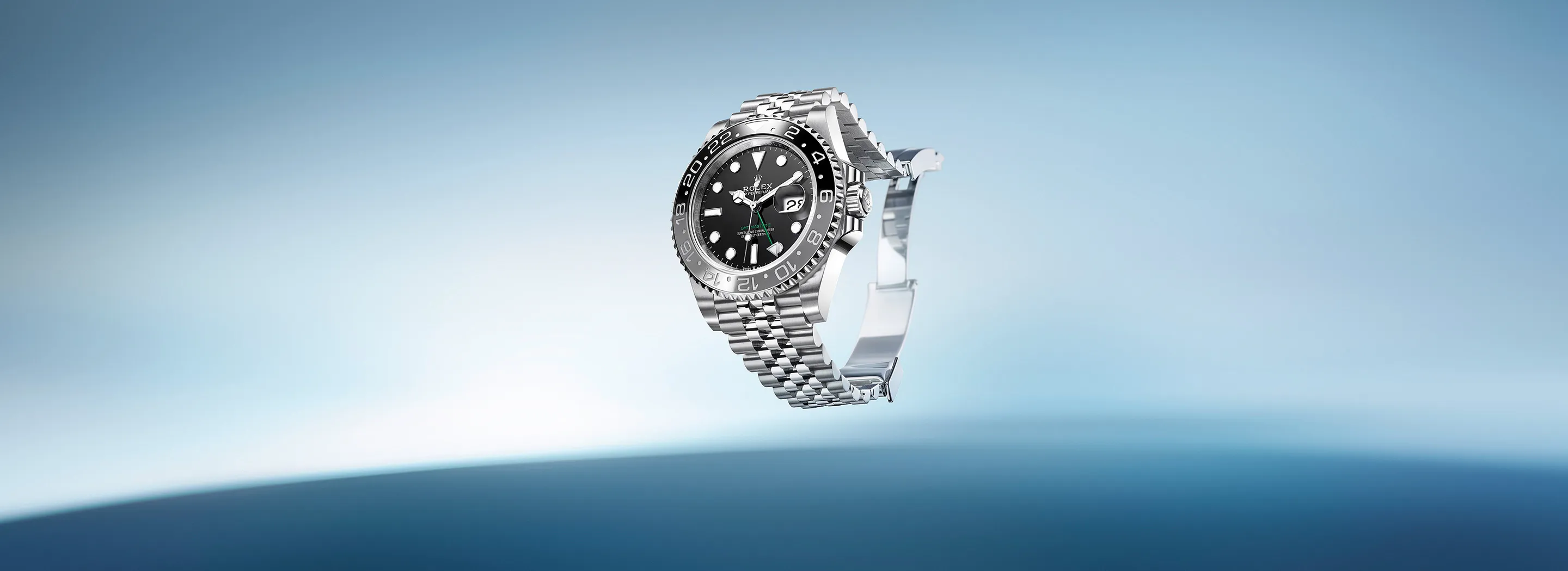 rolex-new-watches-2024-gmt-master-ii-cover-M126710GRNR-0003